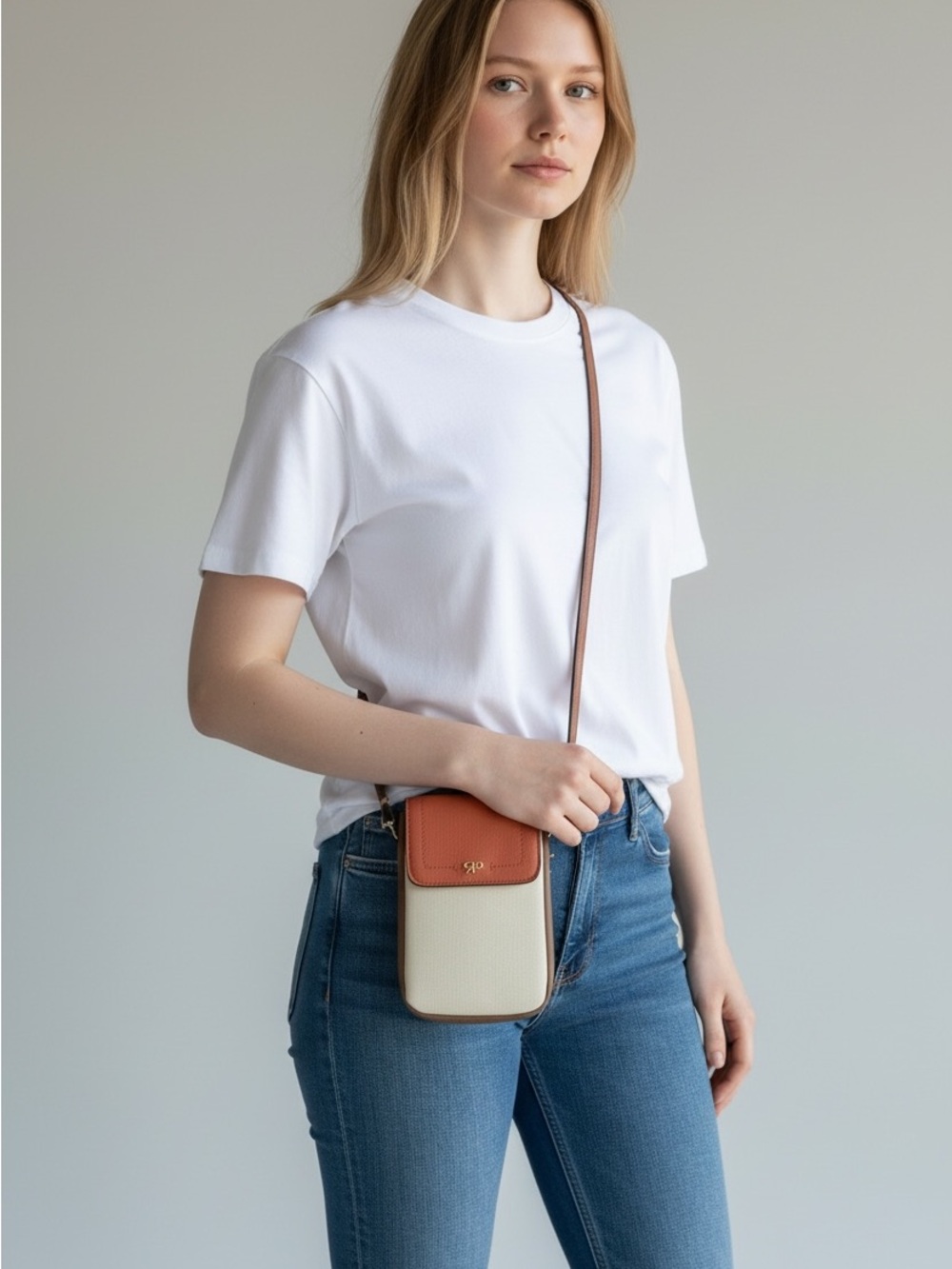 PARFOIS Two-Tone Tan and Cream Crossbody Phone Pouch